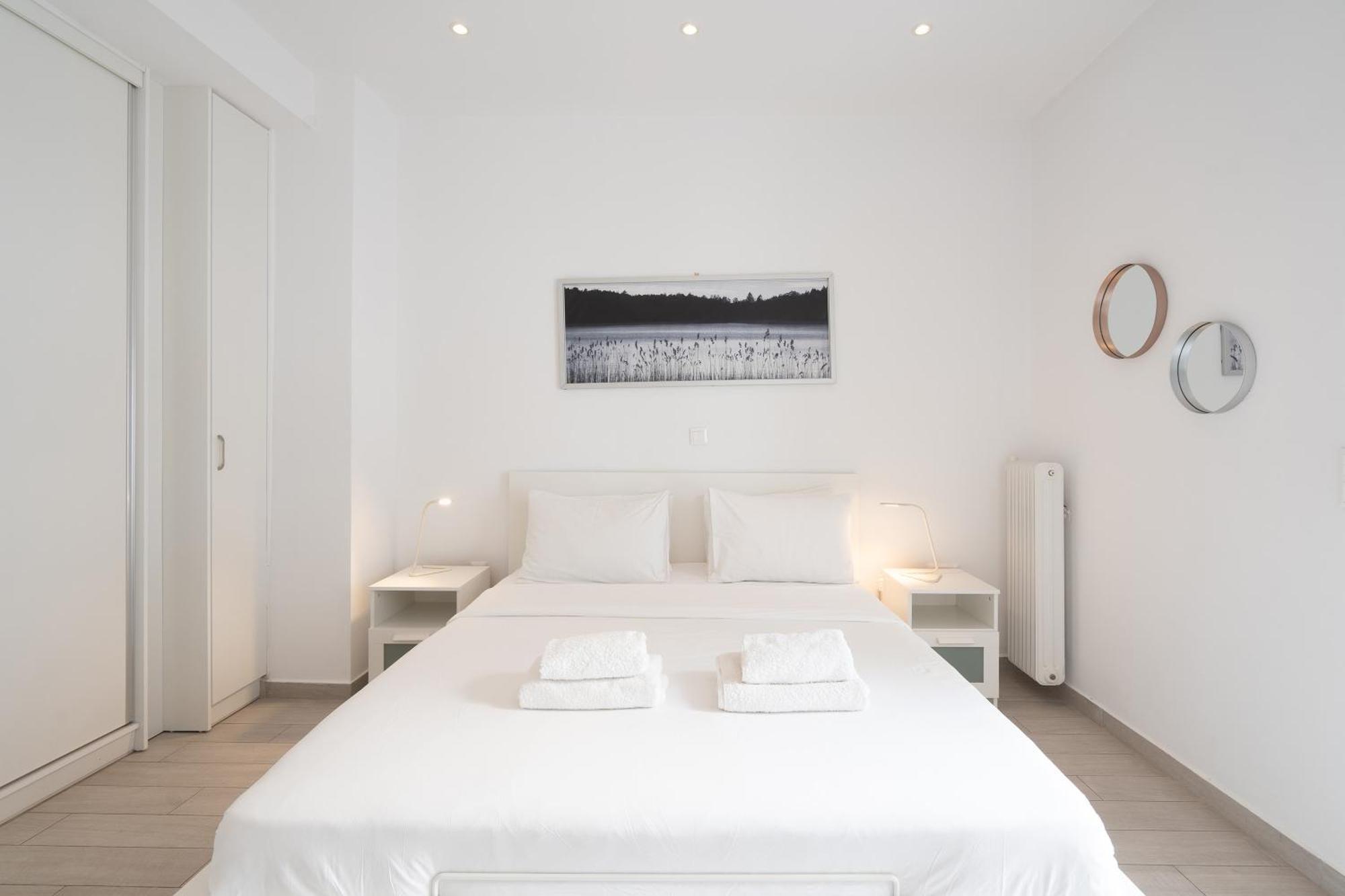 Stunning Cozy Apartment In Athènes Extérieur photo